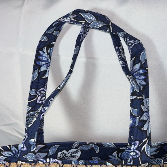 Vera Bradley Anchor Tropics Tapestry Beach Tote Bag - Picture 3 of 14